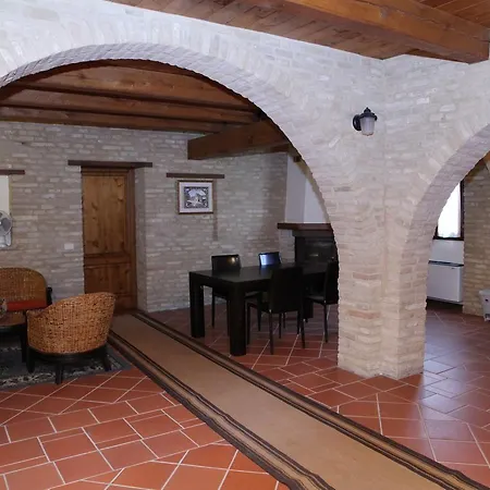 Sant'antonio Vakantieboerderij Montegridolfo